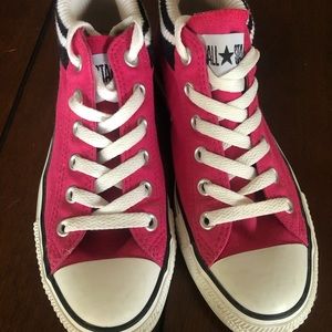 Low Top Pink Converse
